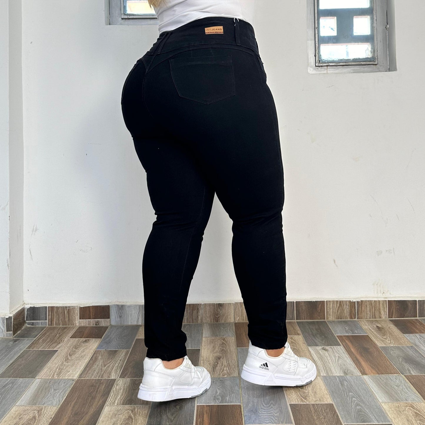 NEGRO 3 BOTONES 4295