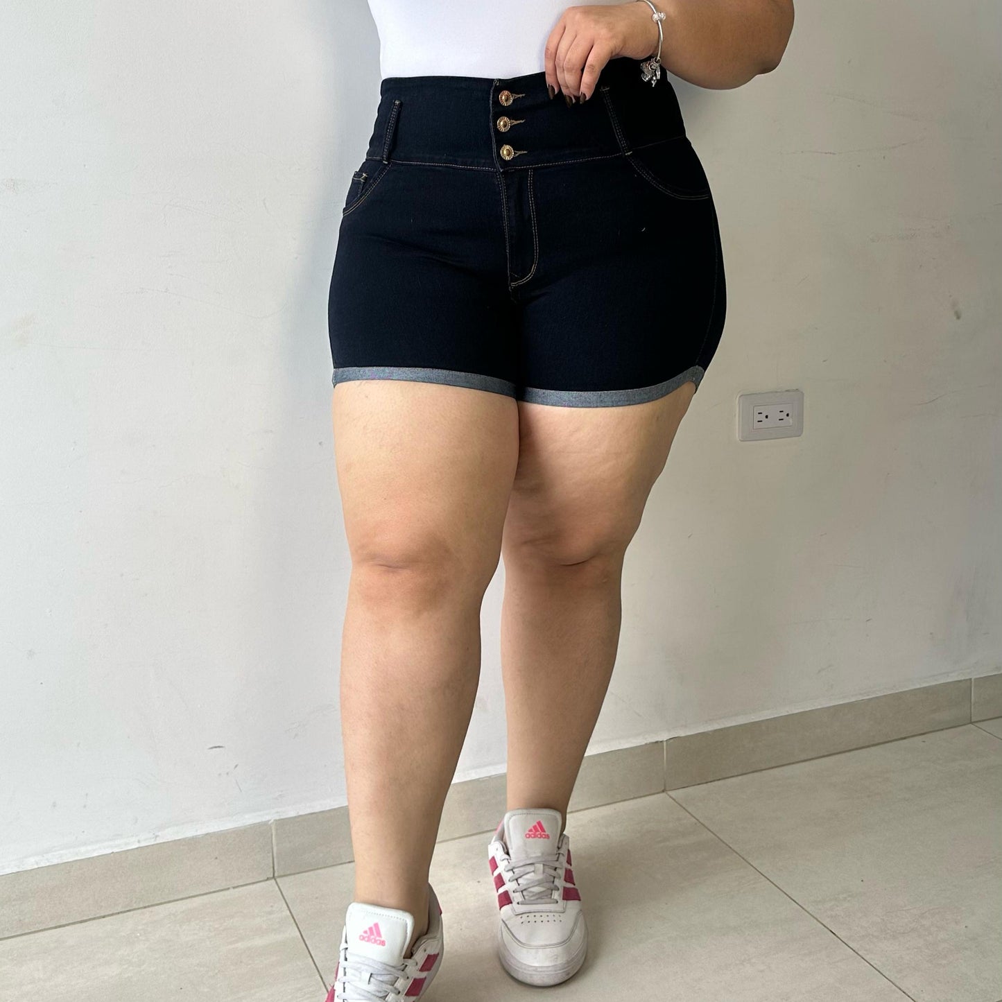 SHORTS 3098