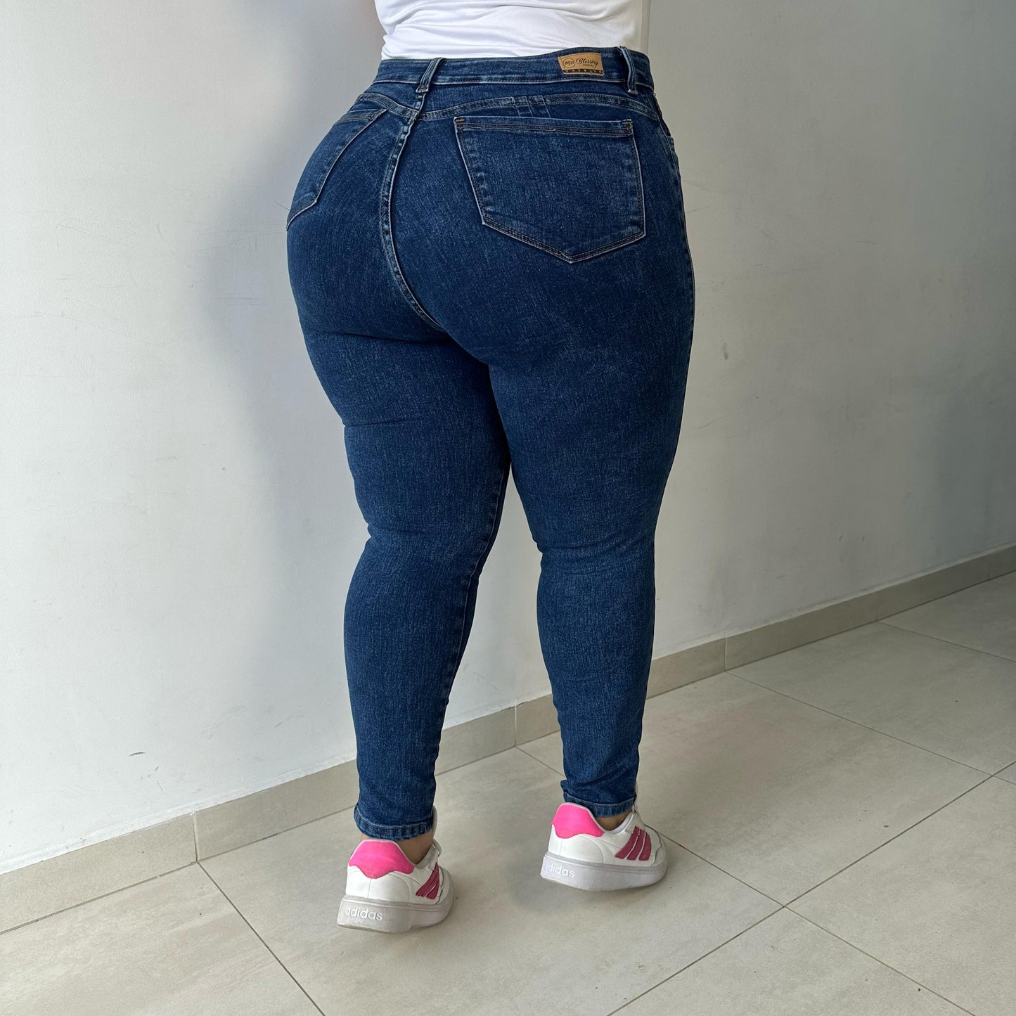 JEANS SKINNY 5 BOTONES 4357
